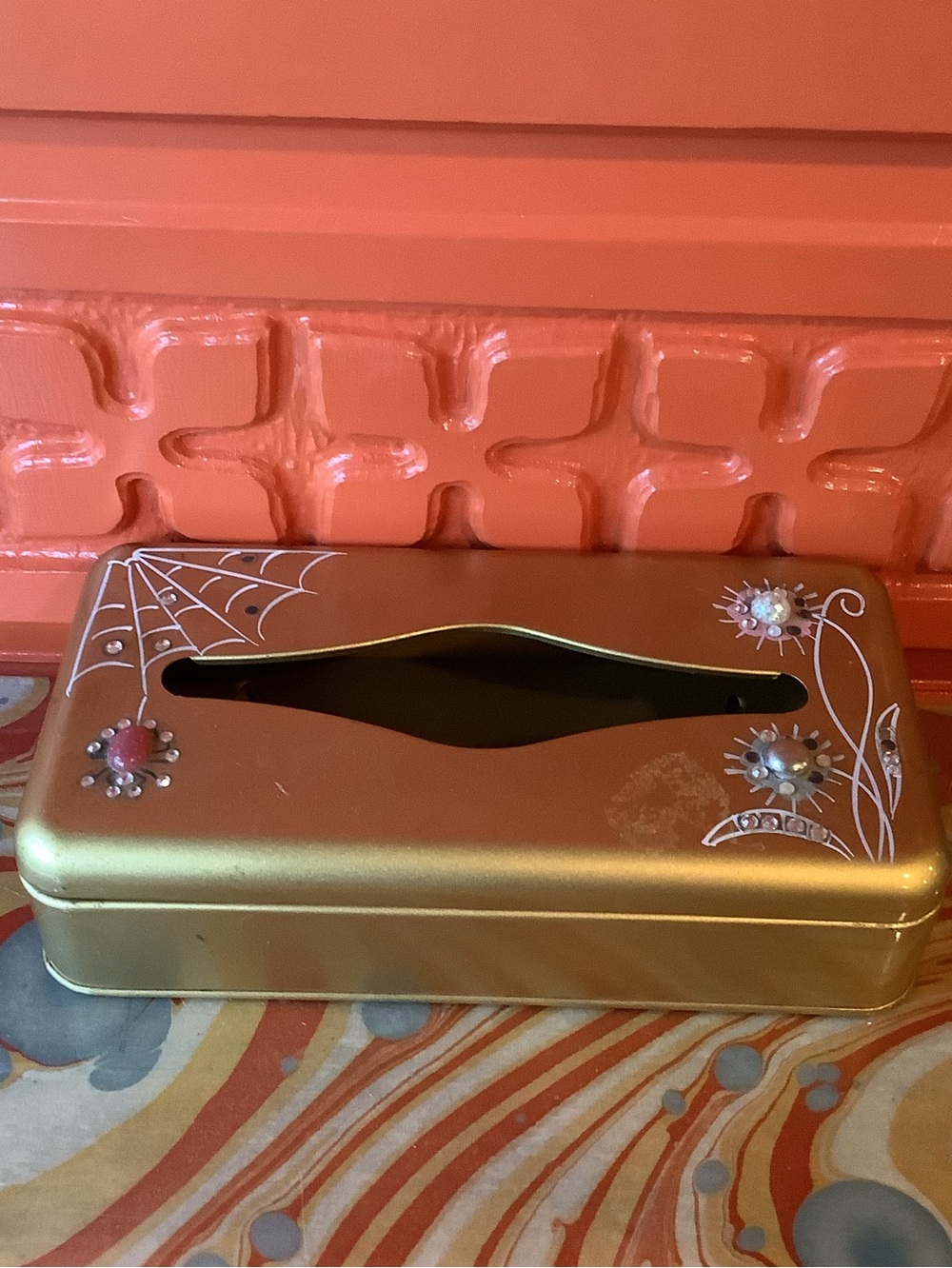 Vintage Ransburg Gold Tone Metal Tissue Box Holder Rhinestone Spiders and Web - Picture 9 of 9